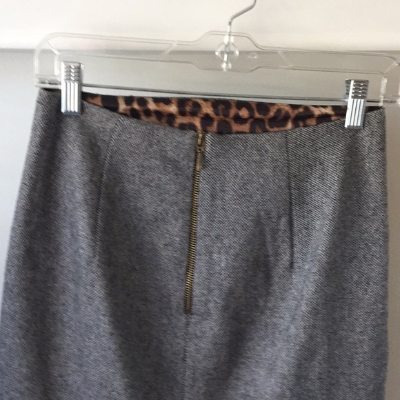 Express tweed harringbone skirt, size 0 - Picture 4 of 8